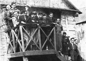 Betar members in Dereczyn Belarus abt. 1933